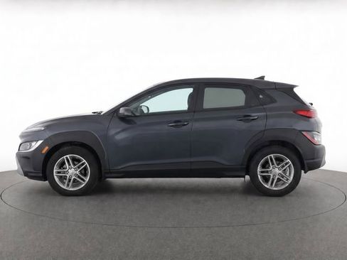 Used 2022 Hyundai Kona SE w/ Cargo Package FWD image 8