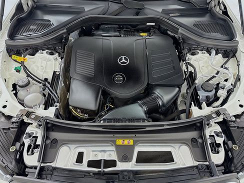 Certified 2025 Mercedes-Benz GLC 350e 4MATIC image 11