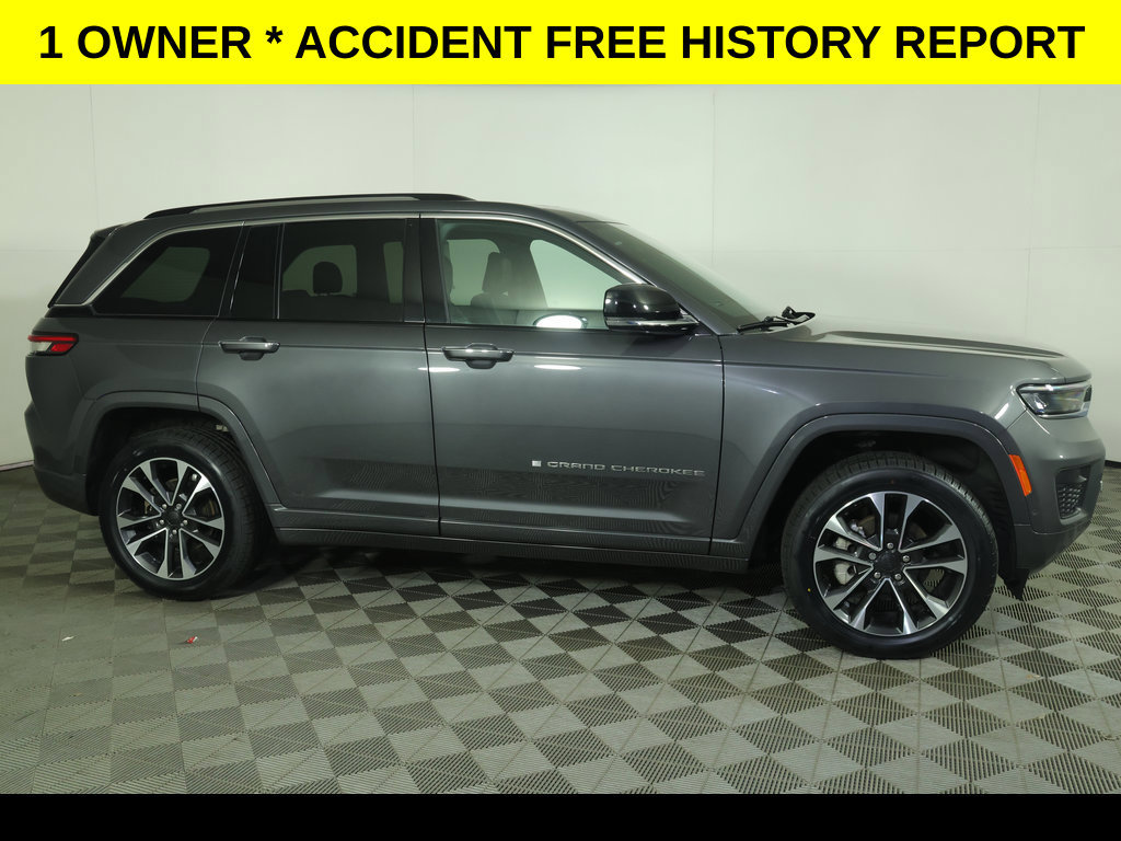 Used 2022 Jeep Grand Cherokee Overland AWD/4WD image 2
