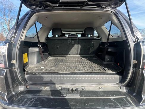 Used 2018 Toyota 4Runner Limited AWD/4WD image 9