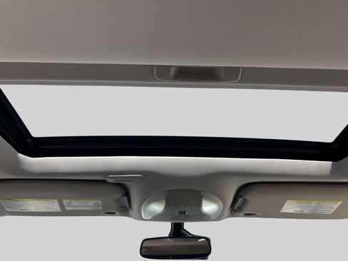 Used 2019 INFINITI QX60 Luxe w/ Essential Package AWD/4WD image 10