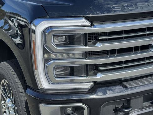 New 2026 Ford F250 Platinum w/ Platinum Plus Package image 8