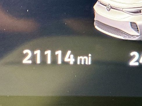 Used 2023 Volkswagen ID.4 Pro S image 14