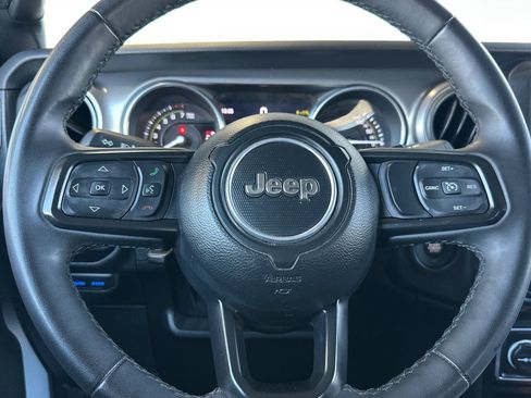 Used 2023 Jeep Wrangler Unlimited AWD/4WD image 22