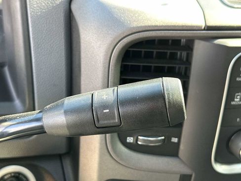 Used 2018 RAM 2500 Tradesman w/ Chrome Appearance Group image 23