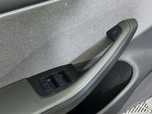 Used 2024 Tesla Model 3 image 15