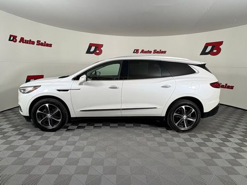Used 2021 Buick Enclave Essence w/ Sport Touring Edition image 3