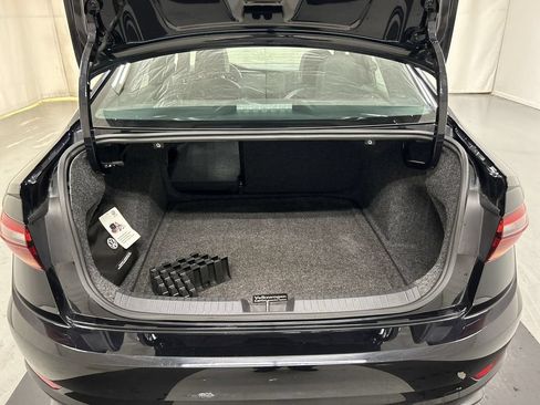 Used 2019 Volkswagen Jetta GLI FWD image 22