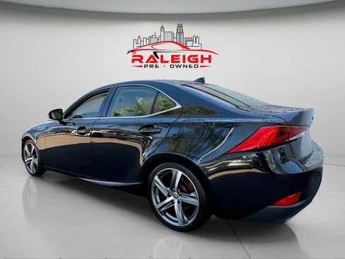 Used 2017 Lexus IS 300 F Sport image 8