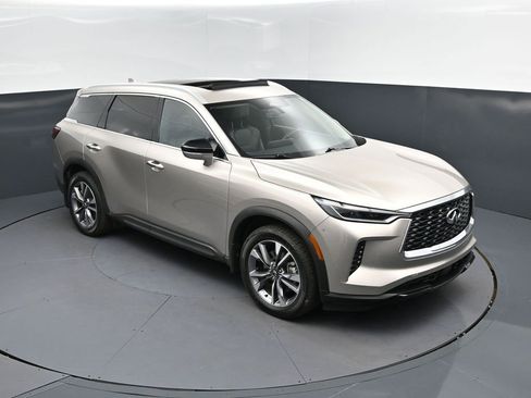 Used 2023 INFINITI QX60 Luxe w/ Cargo Package image 1