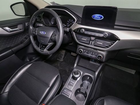 Used 2020 Ford Escape SEL image 19