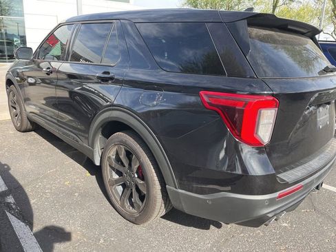 Used 2021 Ford Explorer ST w/ Equipment Group 401A AWD/4WD image 2