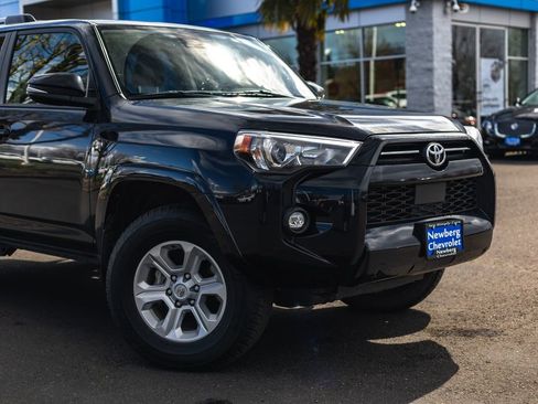 Used 2024 Toyota 4Runner SR5 Premium w/ Moonroof Package AWD/4WD image 3