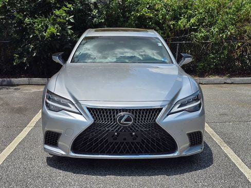 Used 2021 Lexus LS 500 w/ Interior Upgrade Package RWD image 3