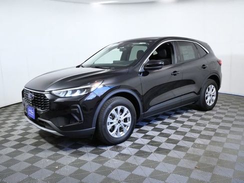 Certified 2024 Ford Escape Active w/ Tech Pack #2 AWD/4WD image 5