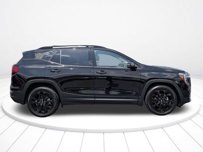 Used 2022 GMC Terrain SLT w/ Infotainment Package II