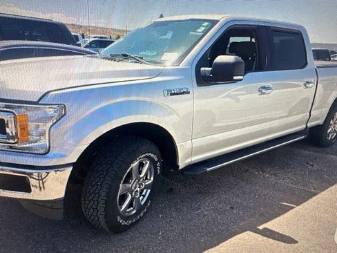 Used 2018 Ford F150 XLT w/ Equipment Group 302A Luxury AWD/4WD image 3
