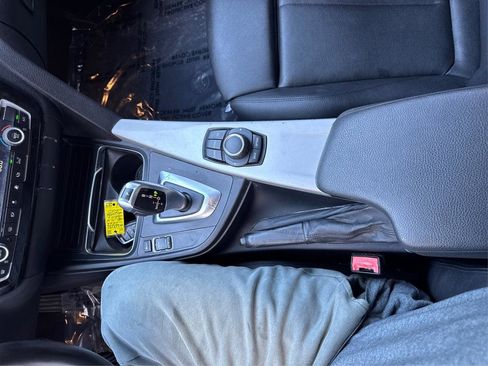 Used 2016 BMW 320i Sedan image 15