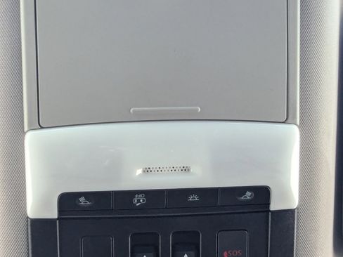 Used 2021 Nissan Rogue SL w/ Premium Package image 34