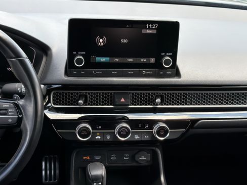 Used 2025 Honda Civic Sport image 10