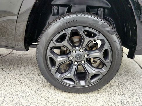 Used 2023 RAM 1500 Limited w/ Night Edition image 9