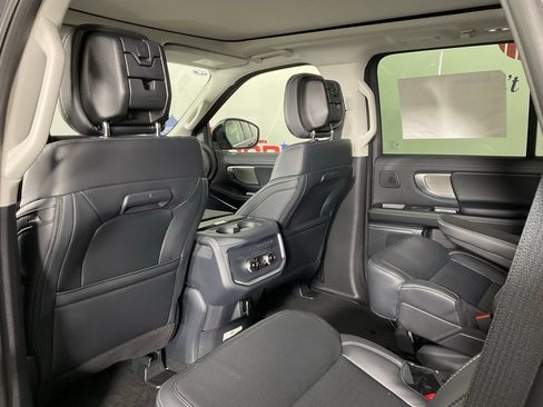 New 2027 Ford Expedition Platinum w/ Driver's Package AWD/4WD image 15