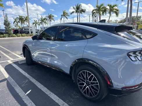 Used 2024 Ford Mustang Mach-E Premium image 7
