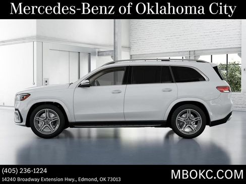 Used 2026 Mercedes-Benz GLS 450 4MATIC image 35
