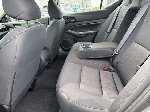 Used 2025 Nissan Altima 2.5 SV FWD image 22