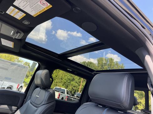 New 2026 Ford F250 Platinum image 24