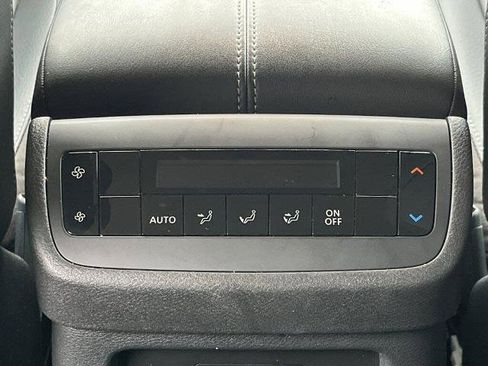 Certified 2025 Nissan Pathfinder SL image 20