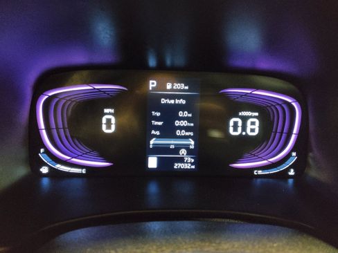 Used 2025 Kia Soul LX image 23