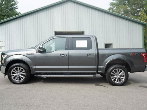 Used 2017 Ford F150 Lariat w/ Equipment Group 502A Luxury AWD/4WD image 6