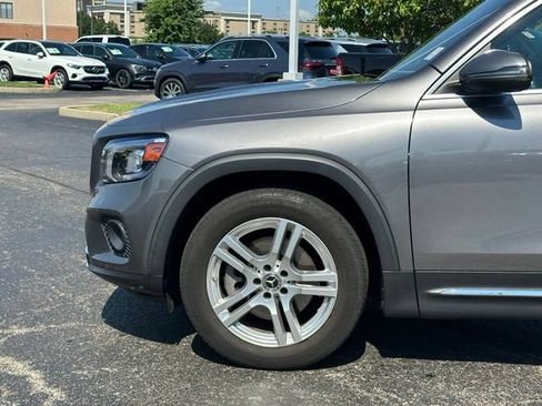 Used 2021 Mercedes-Benz GLB 250 4MATIC image 8