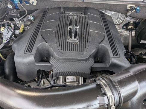 Used 2020 Lincoln Navigator Reserve w/ Luxury Package image 24