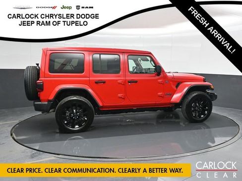 Used 2025 Jeep Wrangler Sahara w/ Safety Group image 4