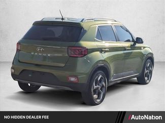 Used 2023 Hyundai Venue SEL FWD video 1
