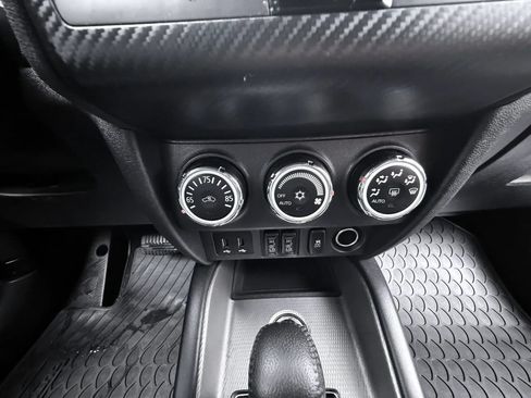 Used 2018 Mitsubishi Outlander Sport SE AWD/4WD image 14