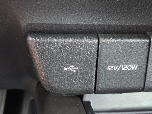 Used 2023 Toyota Camry SE FWD image 20