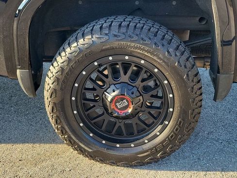 Used 2019 GMC Sierra 1500 AT4 w/ AT4 Premium Package image 17