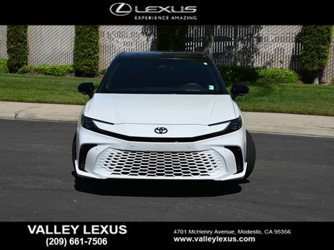 Used 2025 Toyota Camry XSE w/ Premium Plus Package image 2