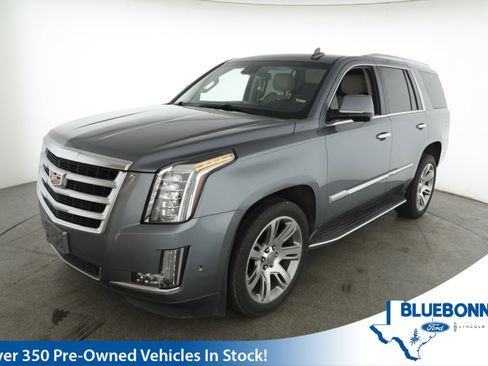 Used 2019 Cadillac Escalade Luxury image 1