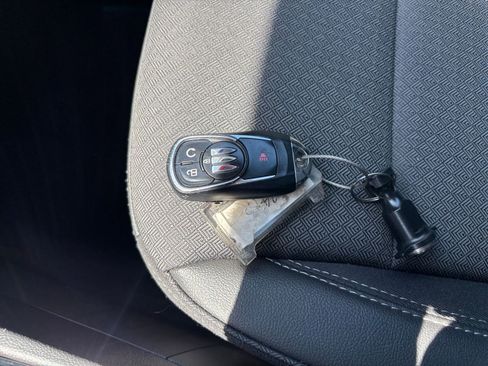 Used 2025 Buick Encore GX Preferred FWD image 20