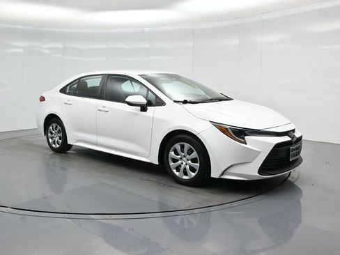 Used 2023 Toyota Corolla LE FWD image 22