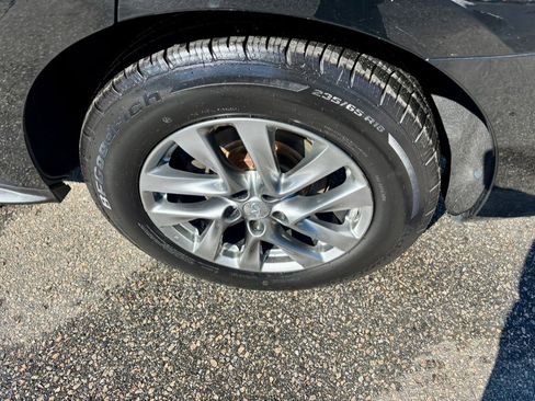 Used 2015 INFINITI QX60 AWD w/ Premium Package image 39