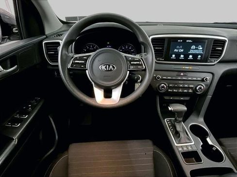 Used 2021 Kia Sportage LX w/ LX AWD Popular Package image 5