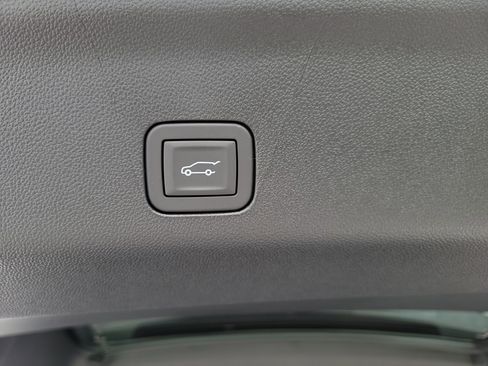 New 2026 GMC Yukon XL Elevation image 10