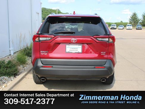 Used 2019 Toyota RAV4 XLE w/ Convenience Package AWD/4WD image 5