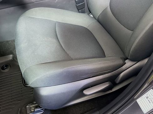 Certified 2024 Toyota RAV4 LE image 21