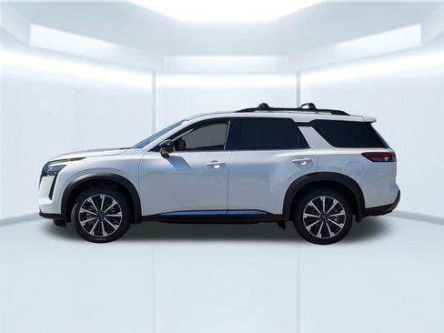 New 2026 Nissan Pathfinder Platinum w/ Cargo Package image 14